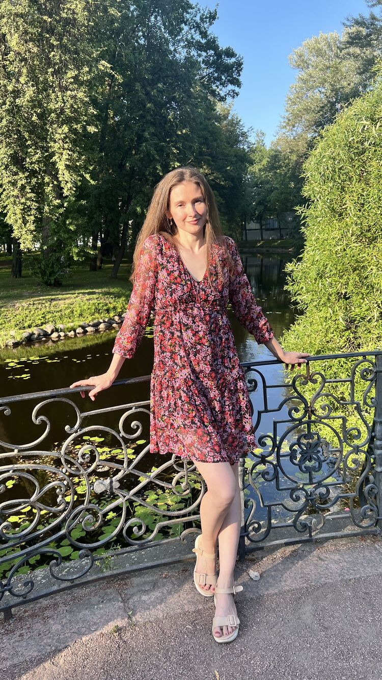  53137272  , 34 ,    -