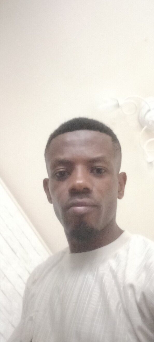  46147382  Oscar, 34 ,    