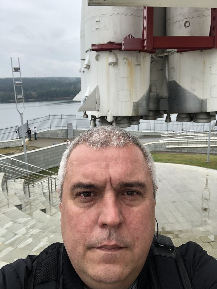  48435722  , 40 ,    