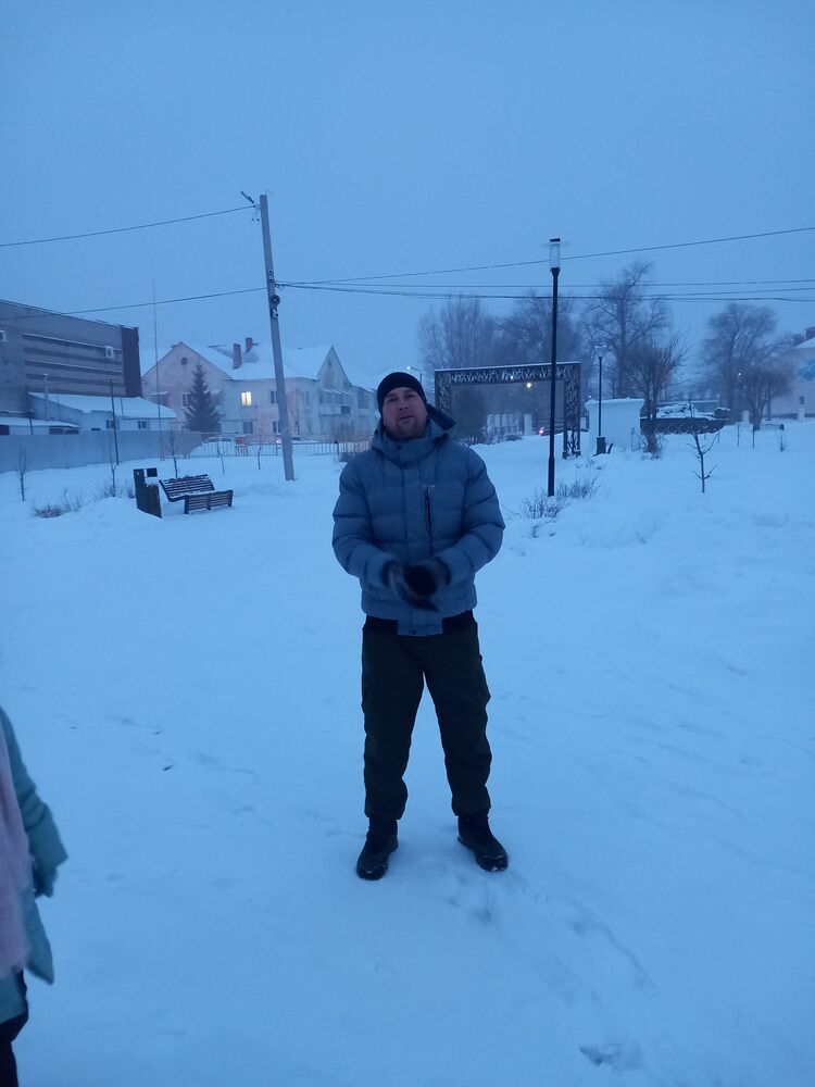  43046772  , 44 ,    