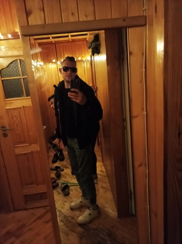  -,   YArik, 26 ,   ,   , c 