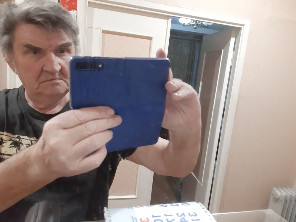  24523942  , 61 ,    