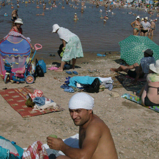  ,   Garik, 40 ,   