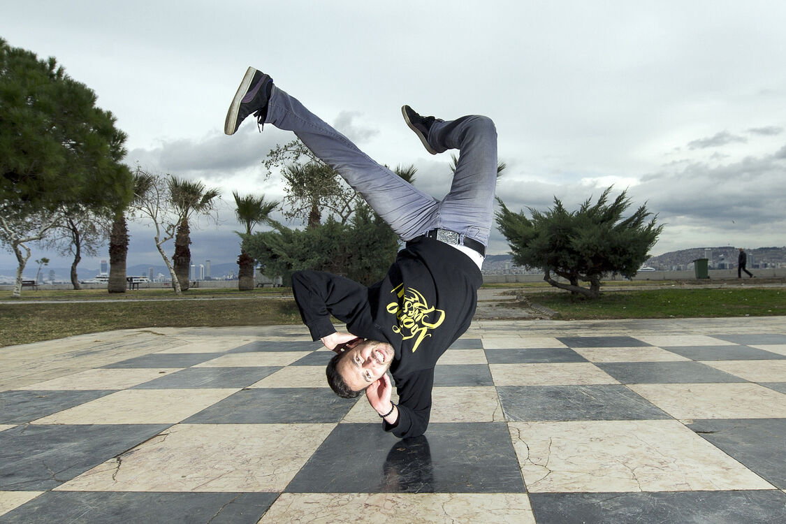 ���������� Cesme, ���� ������� Alvin Hasan, 35 ���, ������������ ��� ������, ����� � ���������, c�������� ���������