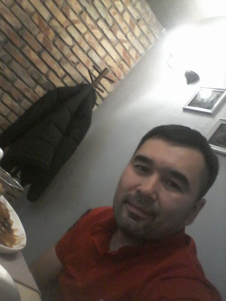  ,   Ruslan, 42 ,   ,   , c 