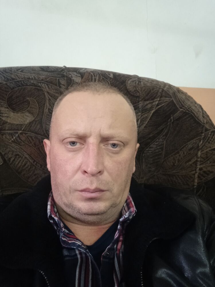  48315172  , 43 ,    
