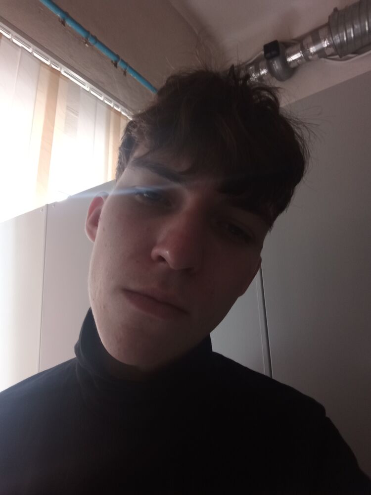  ,   Ilya, 22 ,   ,   
