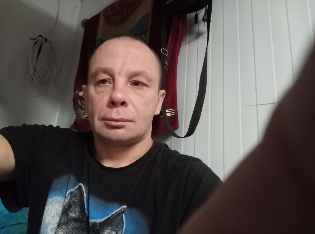  47637372  , 40 ,    