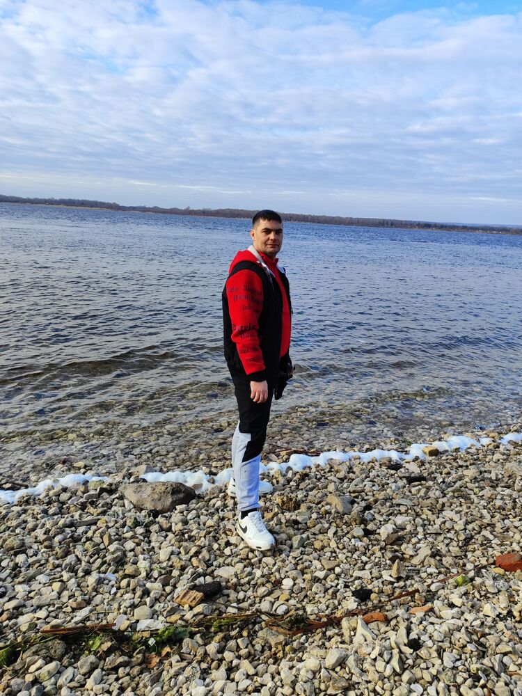 ,   Alexey, 38 ,   c 