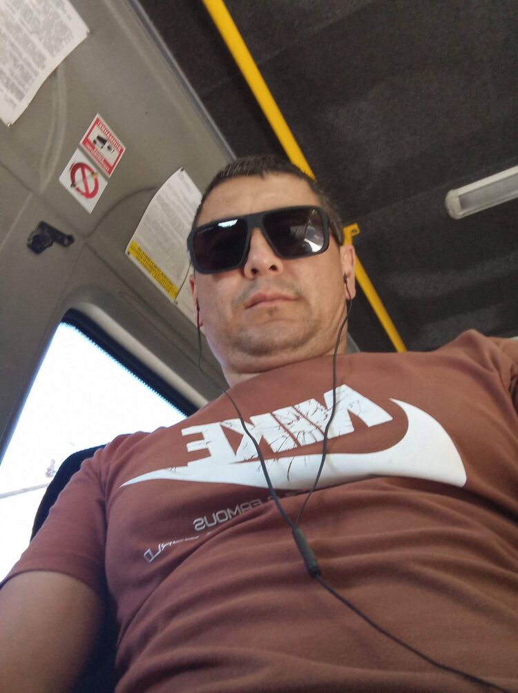  45295552  , 39 ,    