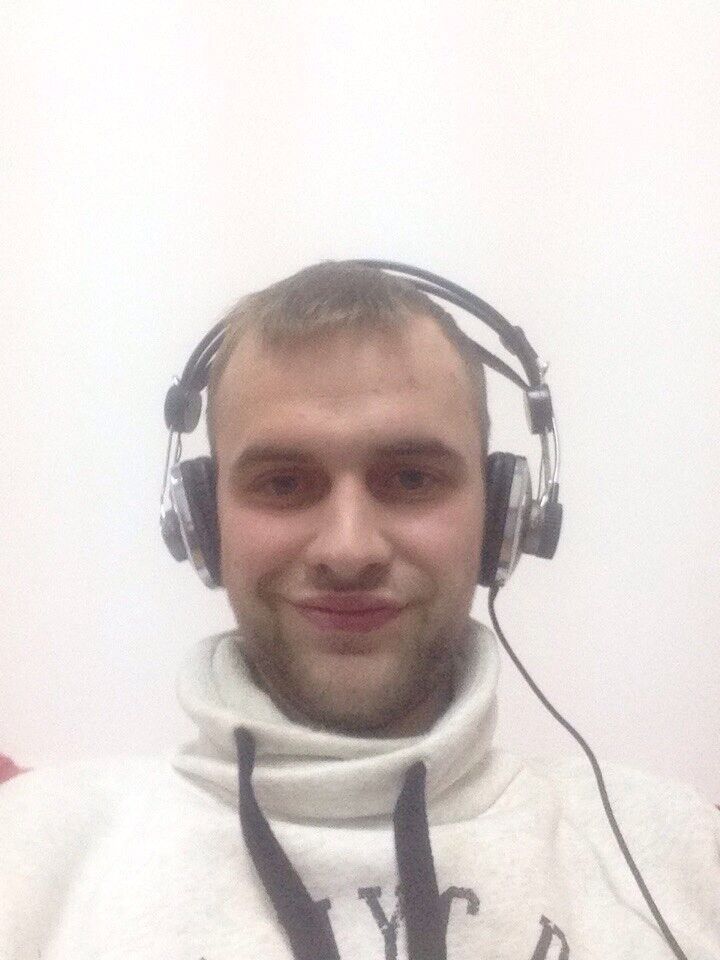  ,   Erik, 34 ,   ,   , c 