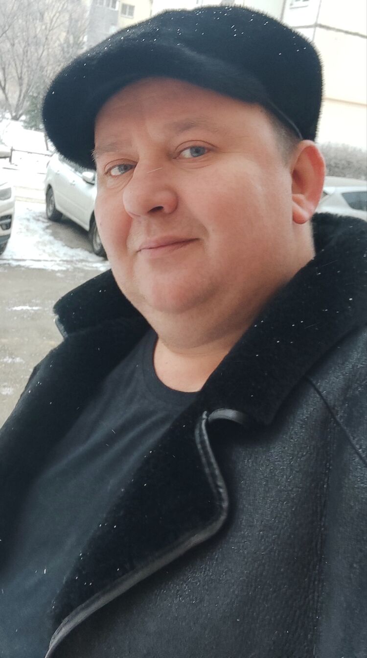  49557462  , 40 ,    