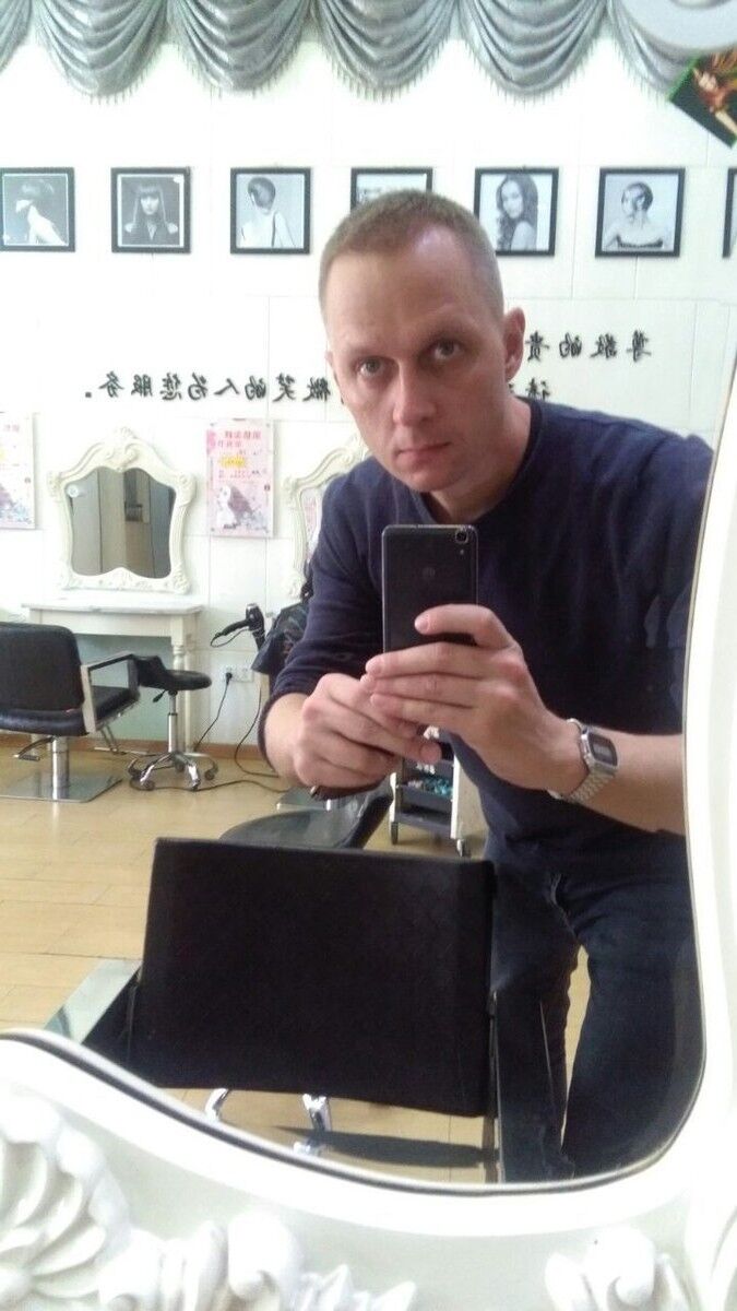  16496412  Christian, 47 ,    Eisenach