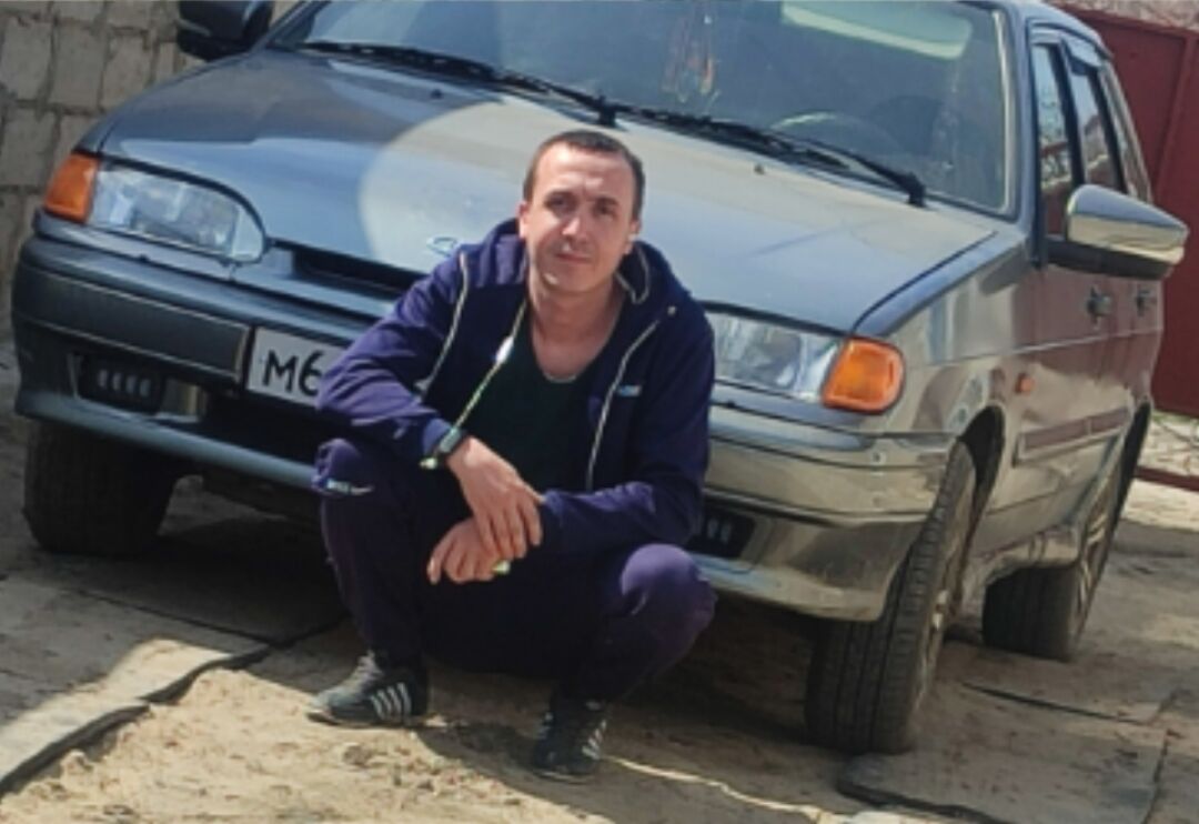  42483392  , 33 ,    