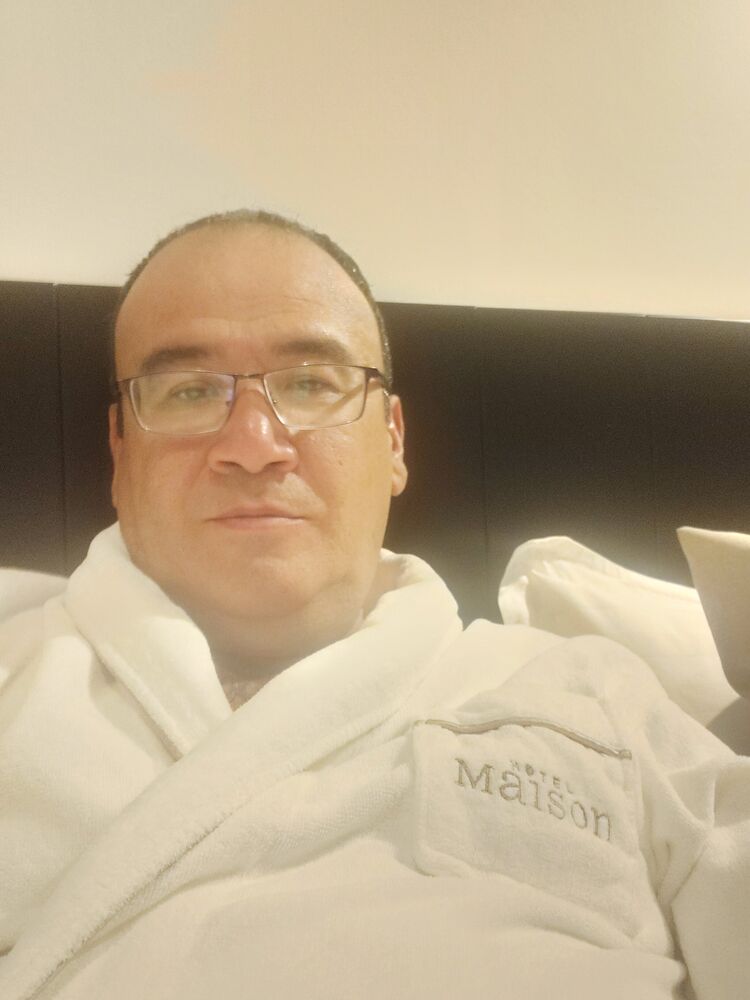  53139772  Odik, 39 ,    