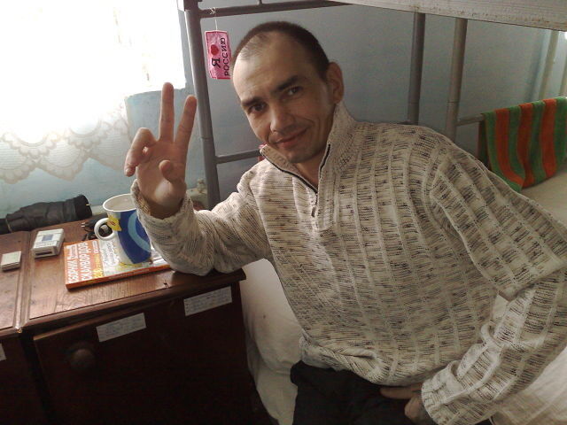  ,   Viktor, 42 ,   ,   , c 