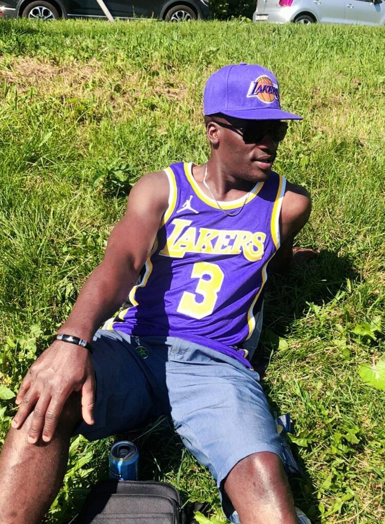 ���� 39538472 ������� Carl, 37 ���, ���� ���������� � �����-����������