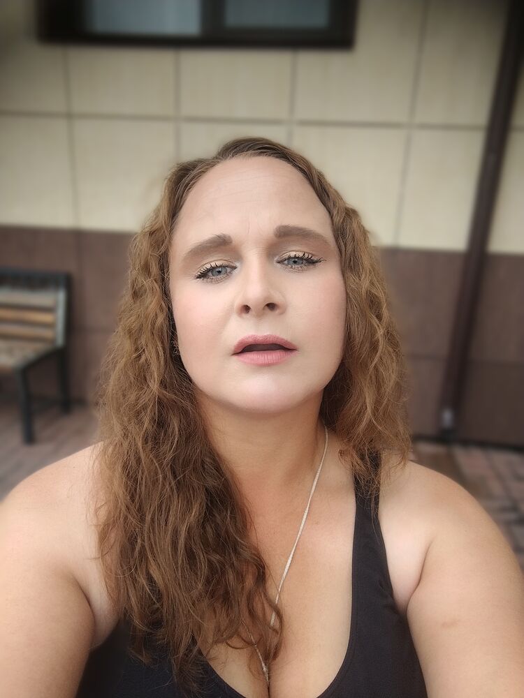  46041702  , 32 ,    