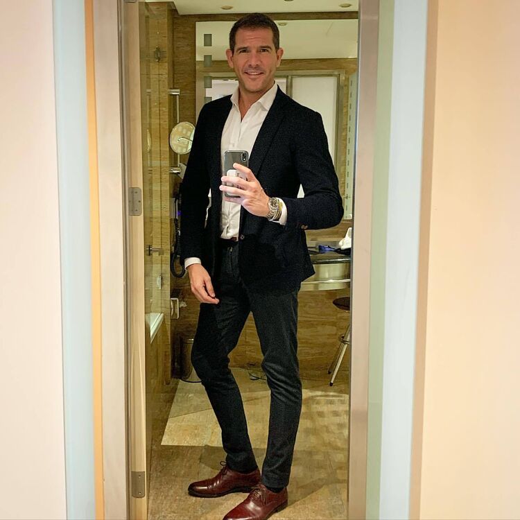  50846752  Bryan vlad, 47 ,    