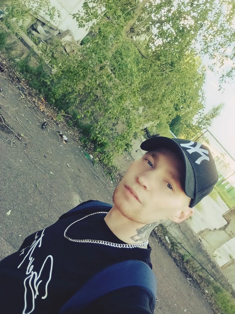 46701682  , 33 ,    