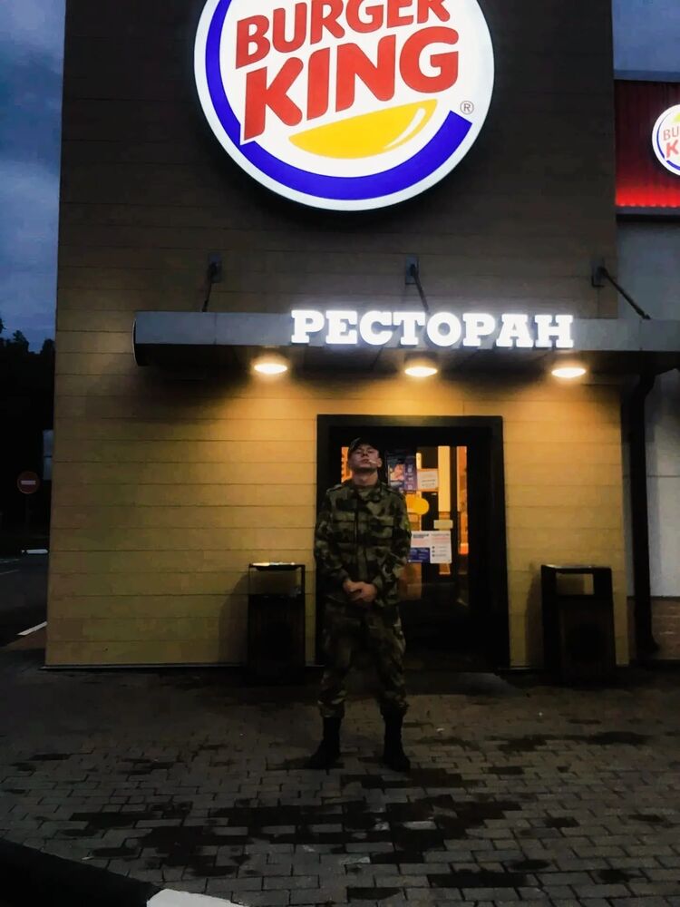  36642872  , 24 ,    