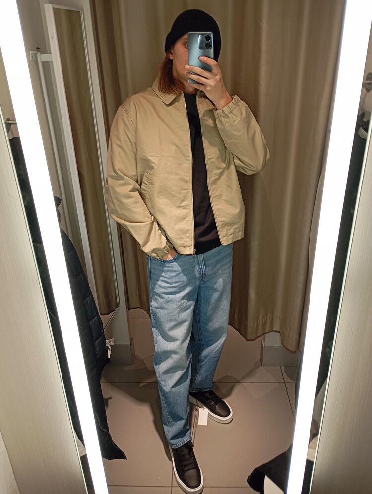  49961272  Azaaareal, 24 ,    