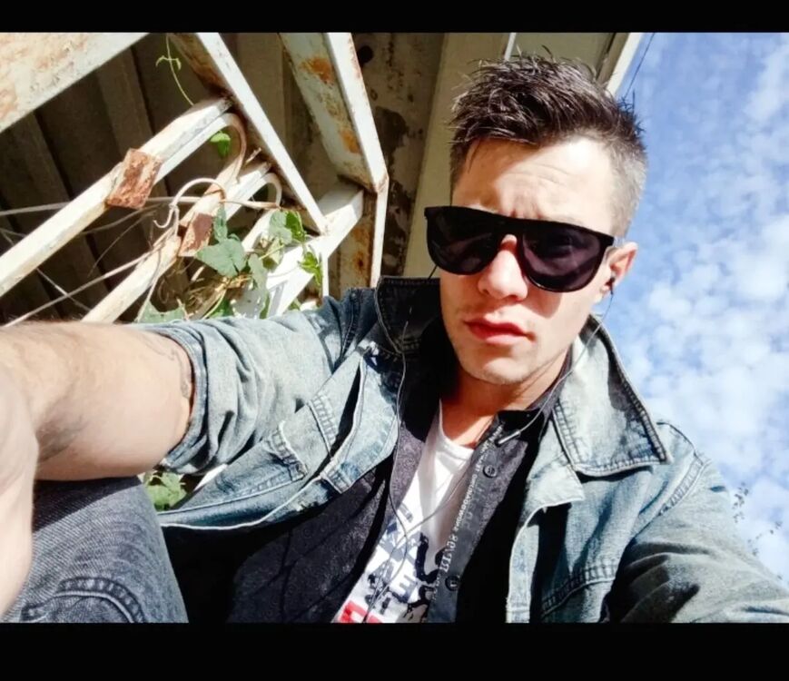  49031182  Alexey, 31 ,    