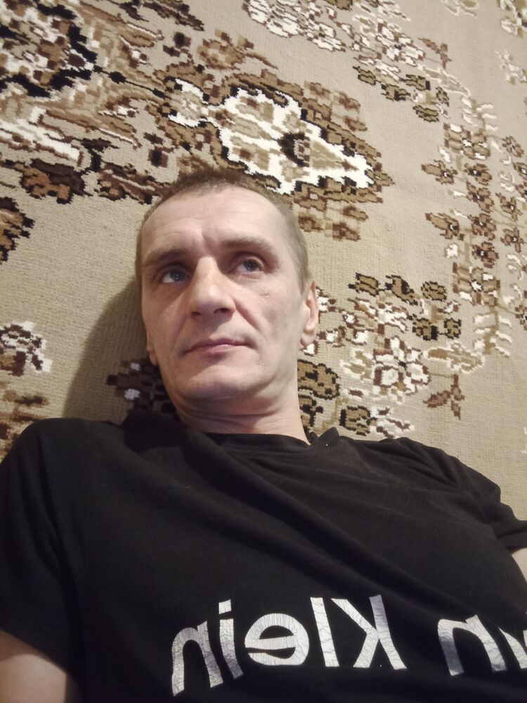  30842692  , 44 ,    