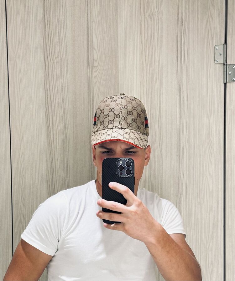  --,   , 18 ,   ,   