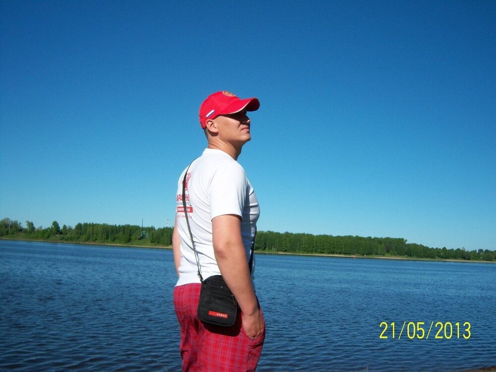  10585352  Ш, 42 ,    