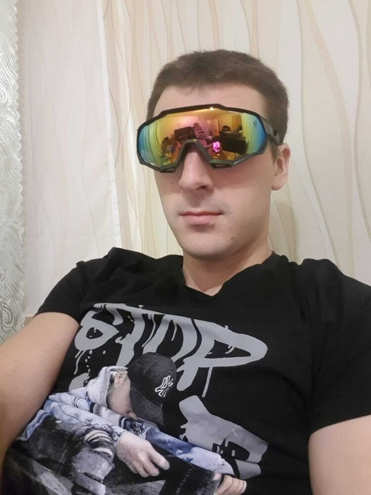  38764042  , 32 ,    