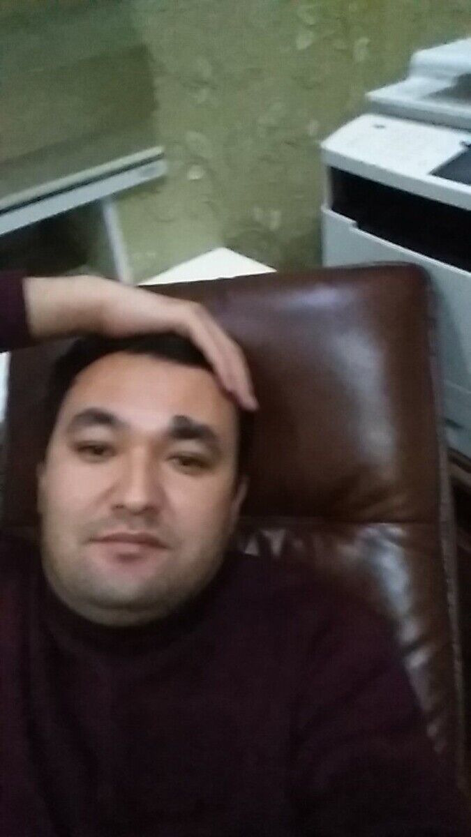  21267682  Sukhrob, 42 ,    