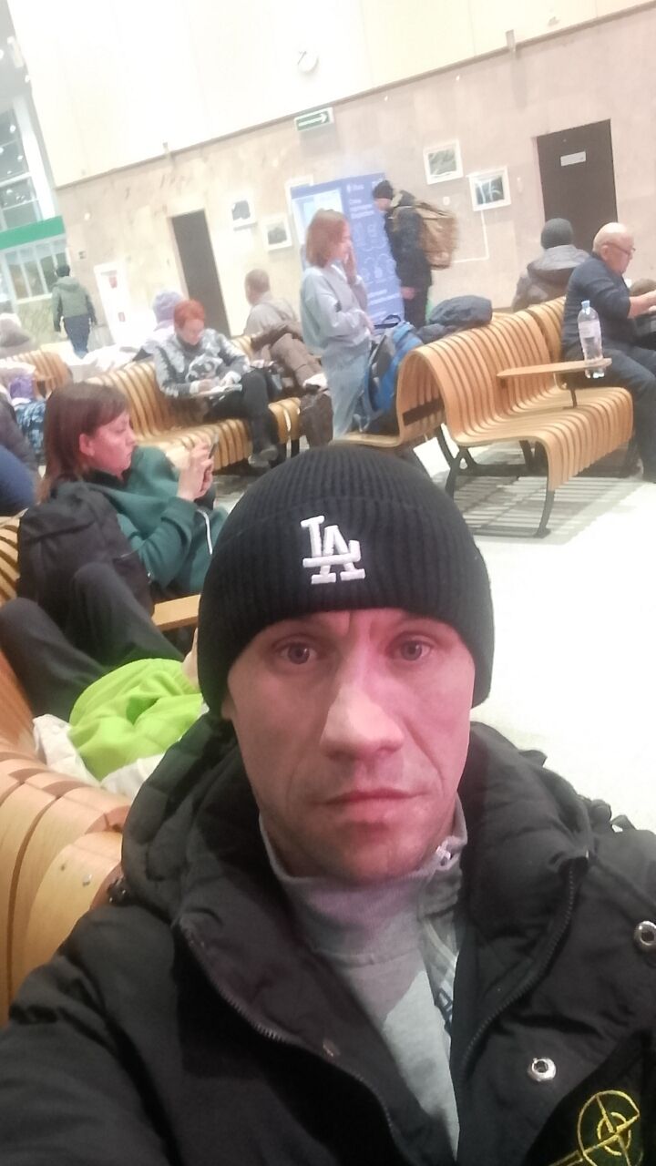  48845642  , 40 ,    
