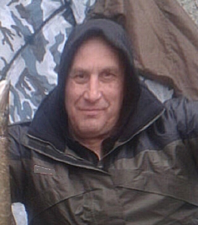  22427162  Ben, 57 ,    