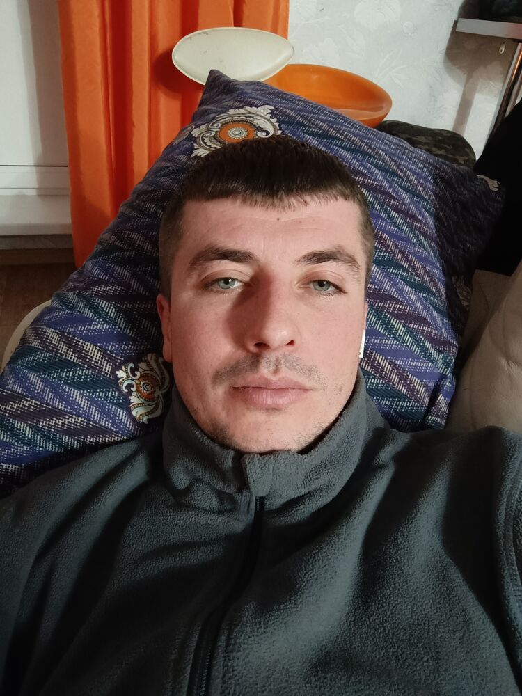  39058122  , 32 ,    