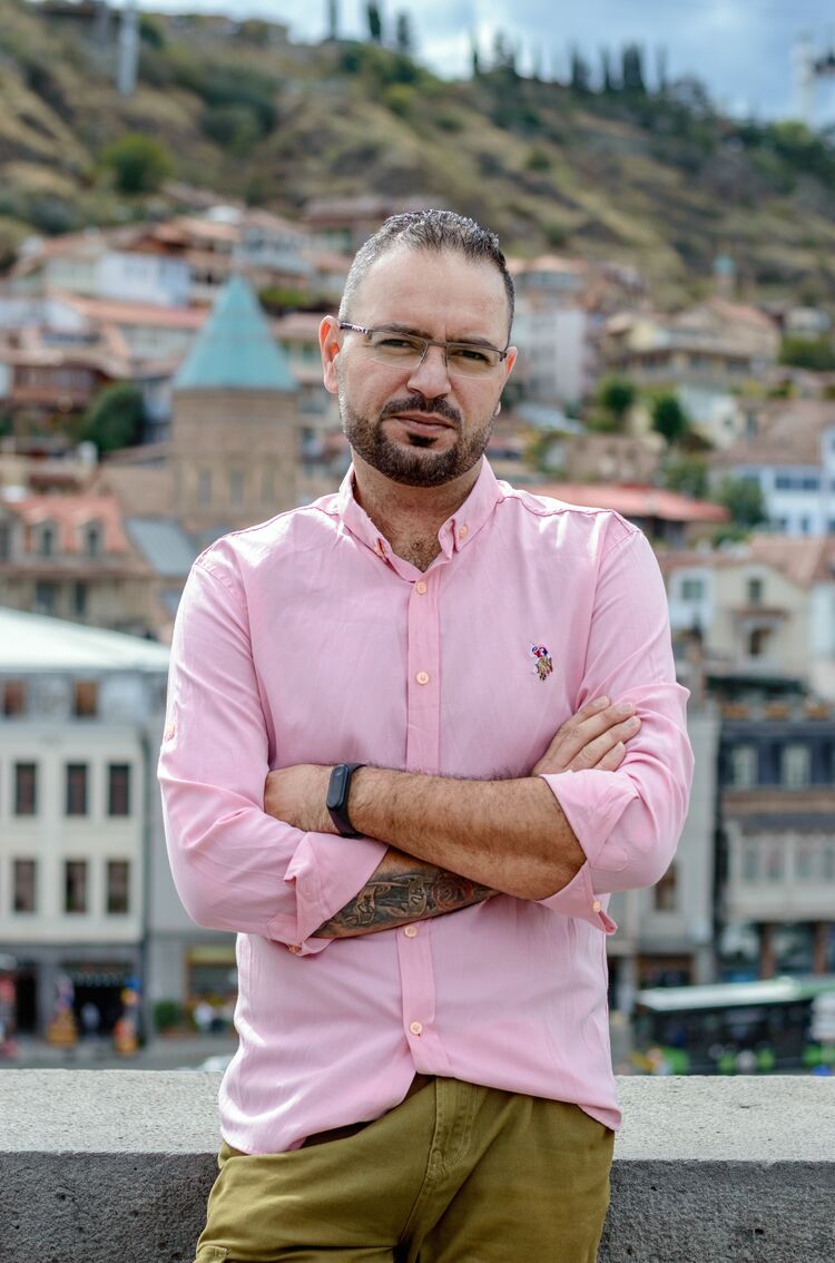  ,   Nader, 41 ,   ,   , c 