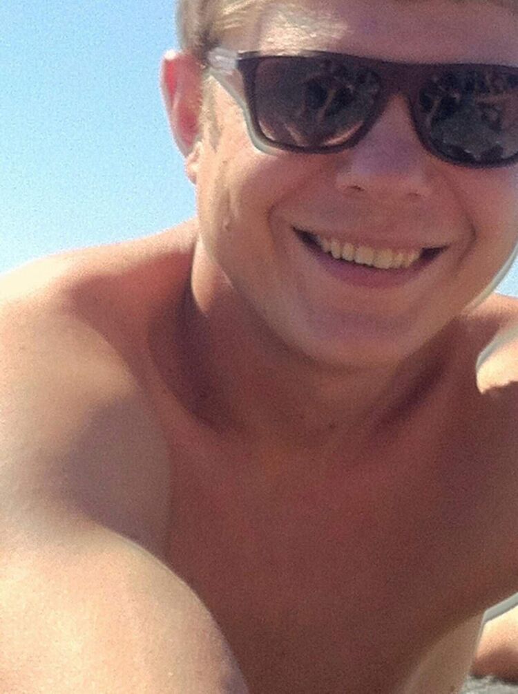  54757422  , 37 ,    --