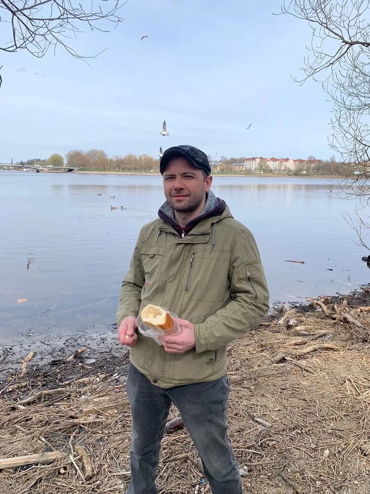 ���� 37637752 ������� �������, 42 ����, ���� ���������� � �����-����������