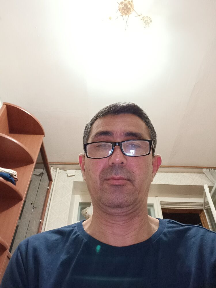  28133702  , 49 ,    