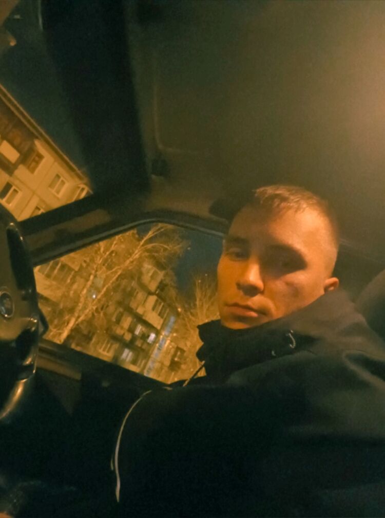  45227432  Andrey, 29 ,    