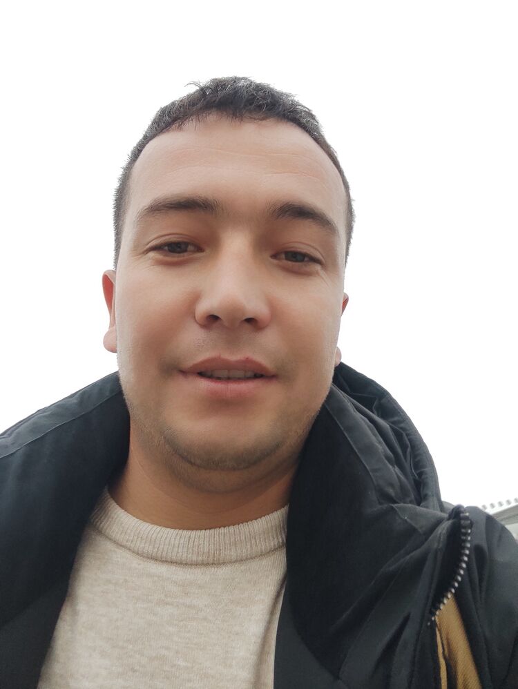  39886262  Shoxruxmirzo, 23 ,    