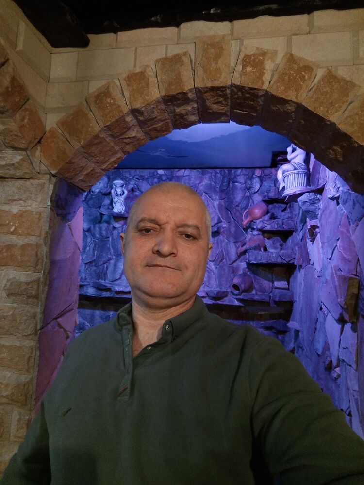  ,   Ը, 48 ,   ,   