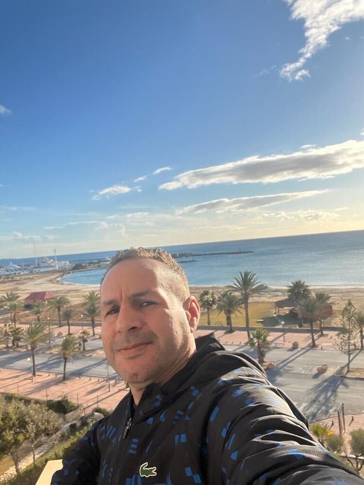  34738252  Benzeroul, 46 ,    Algiers