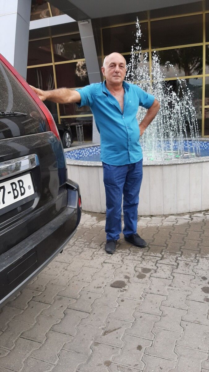  17668392  Boria, 59 ,    