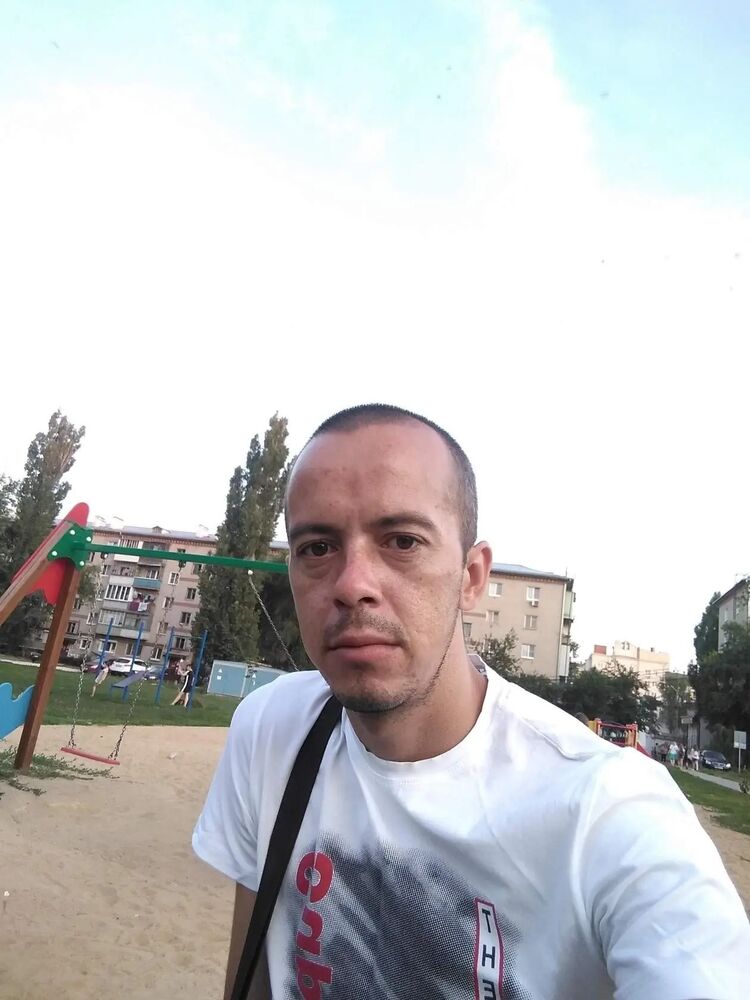  48738532  , 39 ,    