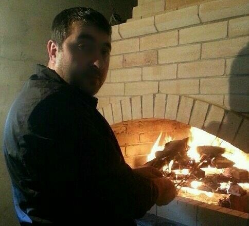  ,   Armen, 47 ,   ,   , c 