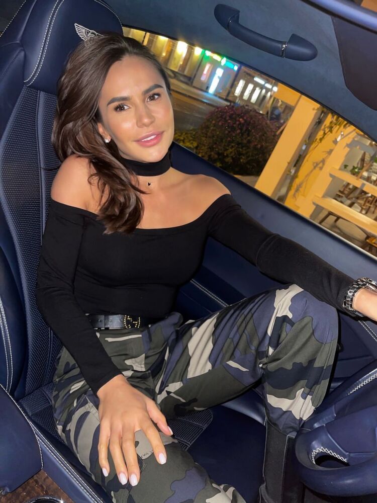  37263502  , 22 ,    -