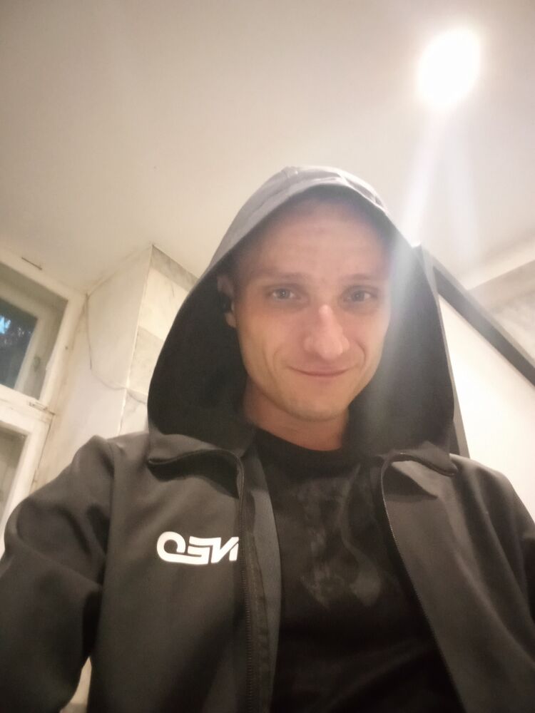  36527582  Dmitriypoil, 33 ,    