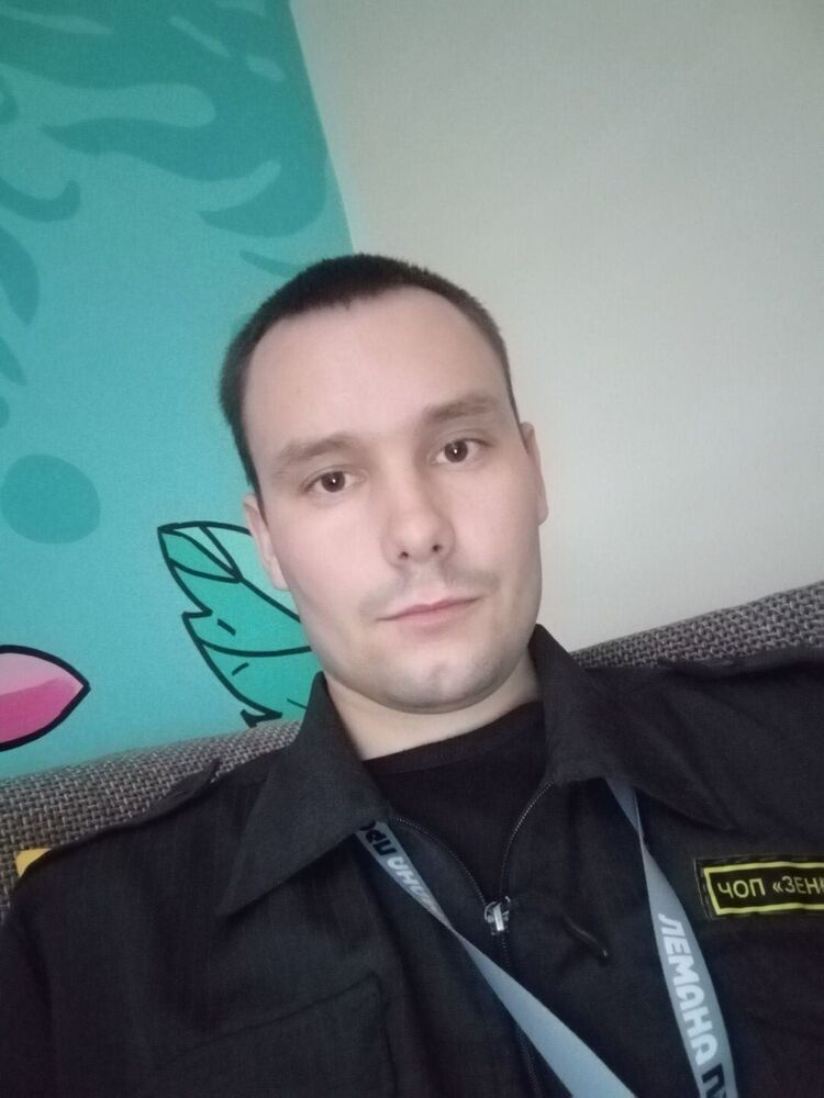  49962712  , 28 ,    
