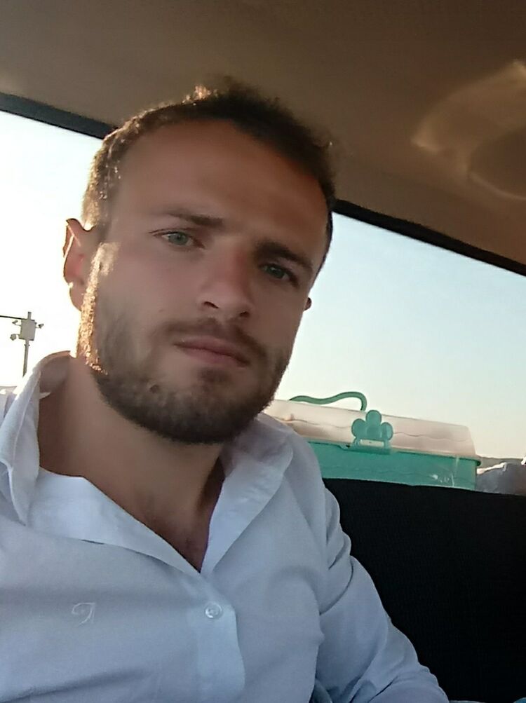  18614502  Elvin, 32 ,    